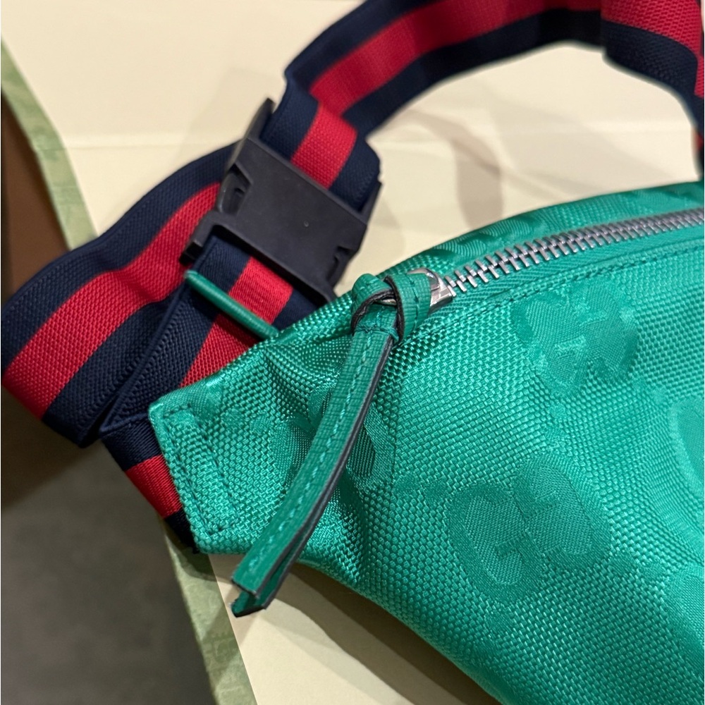 Gucci Fanny Pack | Belt Bag - Picture 10 of 17